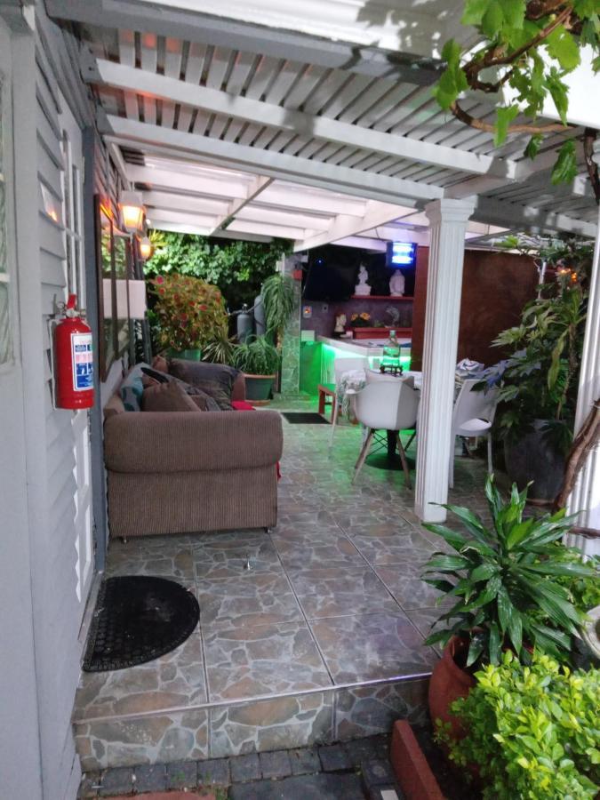 Mitchell's Guesthouse Parow Extérieur photo