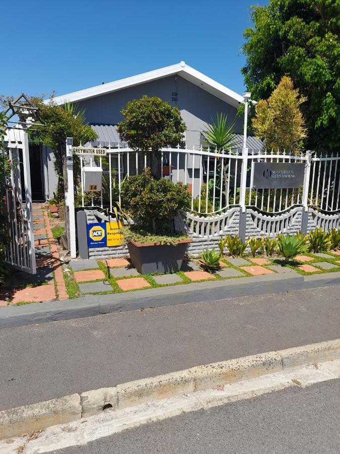 Mitchell's Guesthouse Parow Extérieur photo